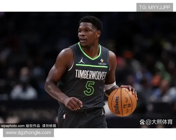 爱德华兹表示上赛季惨败雷霆让球队受刺激新赛季誓要强势复仇